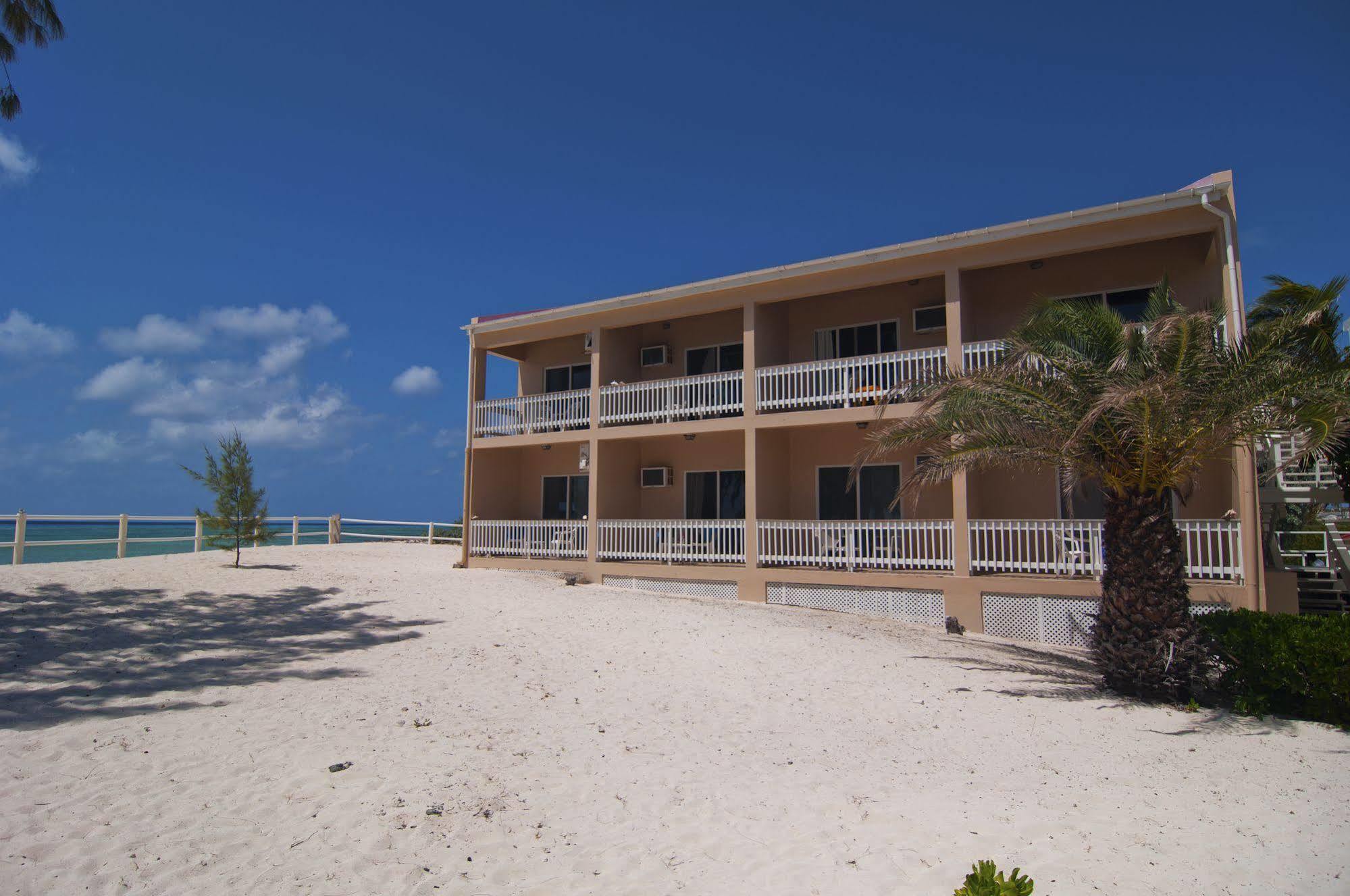 Bohio Dive Resort Cockburn Town Esterno foto